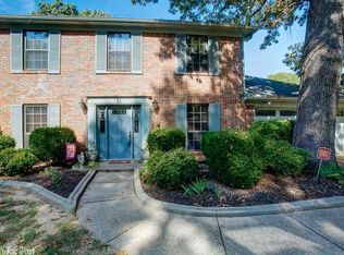 31 Warwick Rd, Little Rock, AR 72205