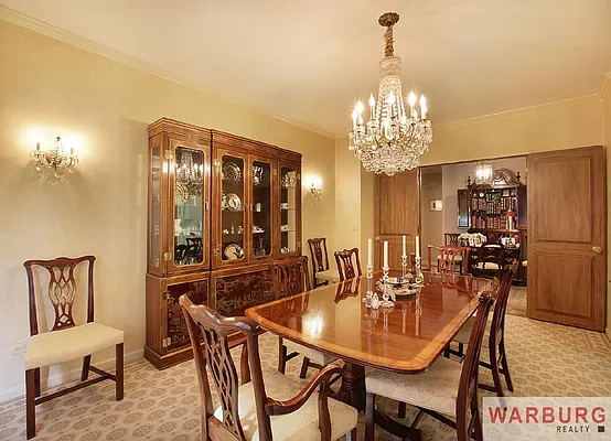 Sold by Warburg | media 19