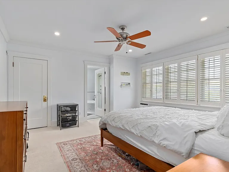 1442 E Federal Way — Photo 16