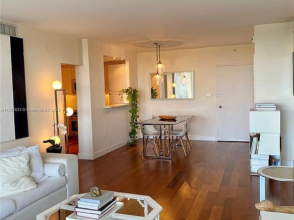 4th image of 5600 Collins Ave APT 11R