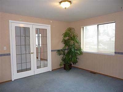 3rd image of 846 21st St SE