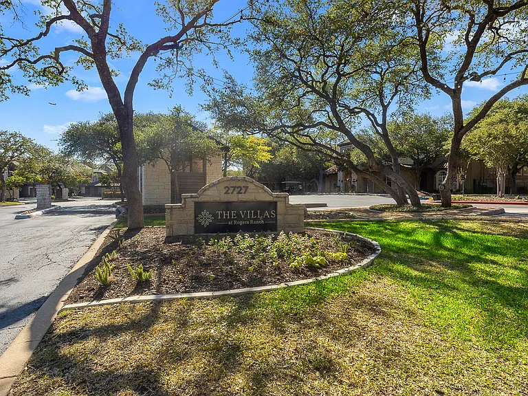 Villas at Rogers Ranch — Photo 24