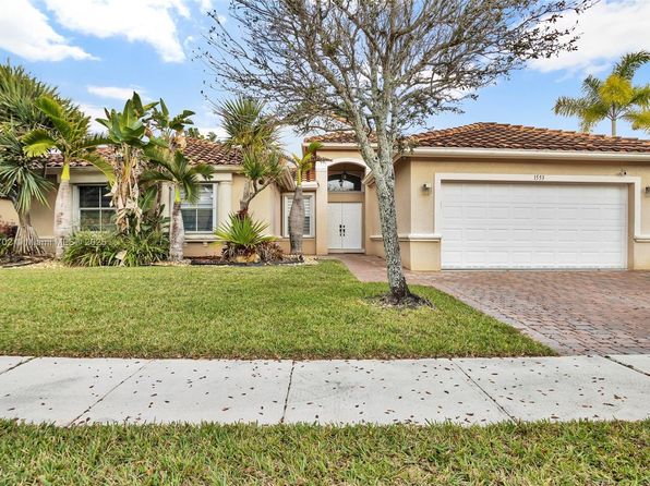 1553 SW 189th Ave