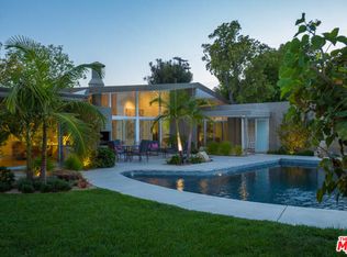 974 Teakwood Rd, Los Angeles, CA 90049