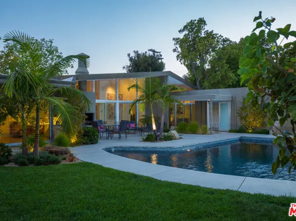 974 Teakwood Rd, Los Angeles, CA 90049