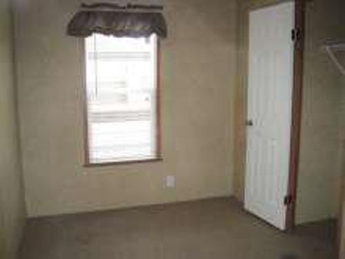 2nd image of 4946 Kennedy Dr