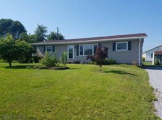 203 Hillcrest Dr, New Enterprise, PA 16695