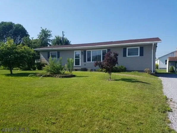 203 Hillcrest Dr, New Enterprise, PA 16695