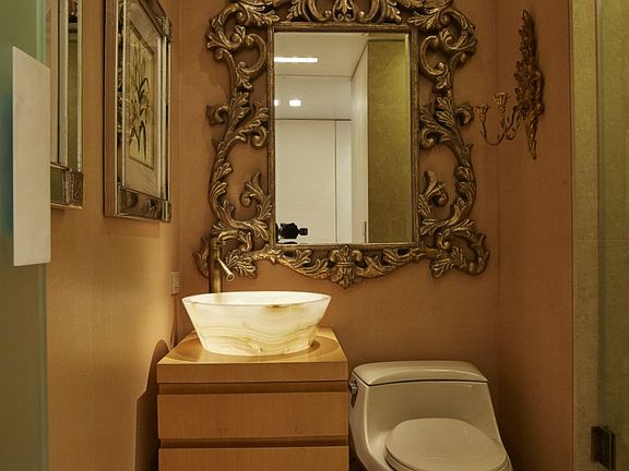 4th image of 200 Central Park S APT 5P
