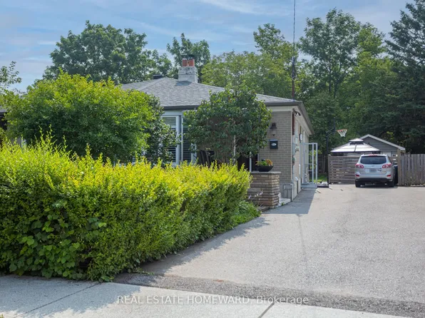 115 Porchester Dr #Basement, Toronto, ON M1J 2R4