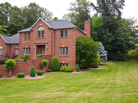 5th image of 3681 Briarcliff Trce