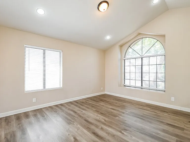 1522 W Del Rio St — Photo 15