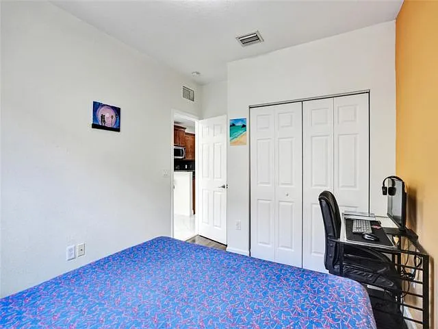 8768 NW 98th Ave — Photo 6