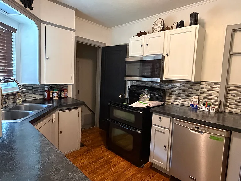 321 W Seitz St — Photo 8