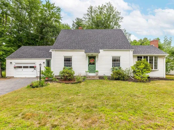 36 Narragansett Street, Gorham, ME 04038