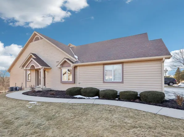 17515 Emily Ann COURT #A, Brookfield, WI 53045
