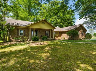 7543 Oak Park Rd NE, New Salisbury, IN 47161