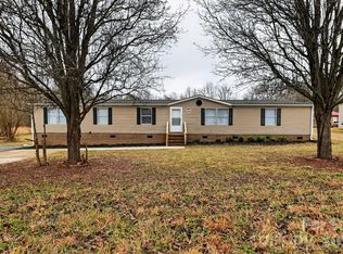 5944 Lewis Rd, Gastonia, NC 28052