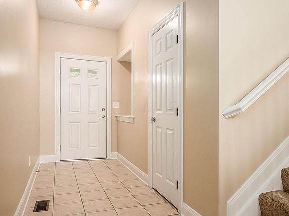 5th image of 1038 Arcadia Blvd