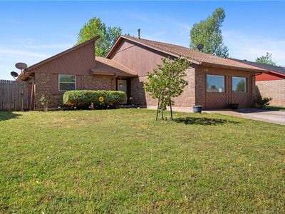 1130 W Kyle Way, Mustang, OK, 73064