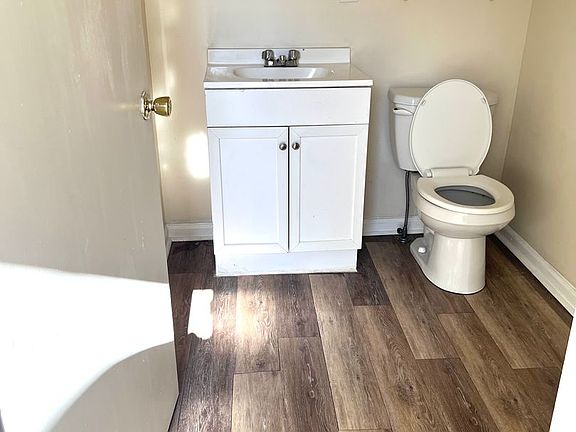 2nd image of 129 Clinton Ave APT 2