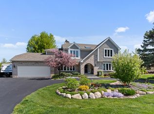 21W322 Temple Dr, Itasca, IL 60143