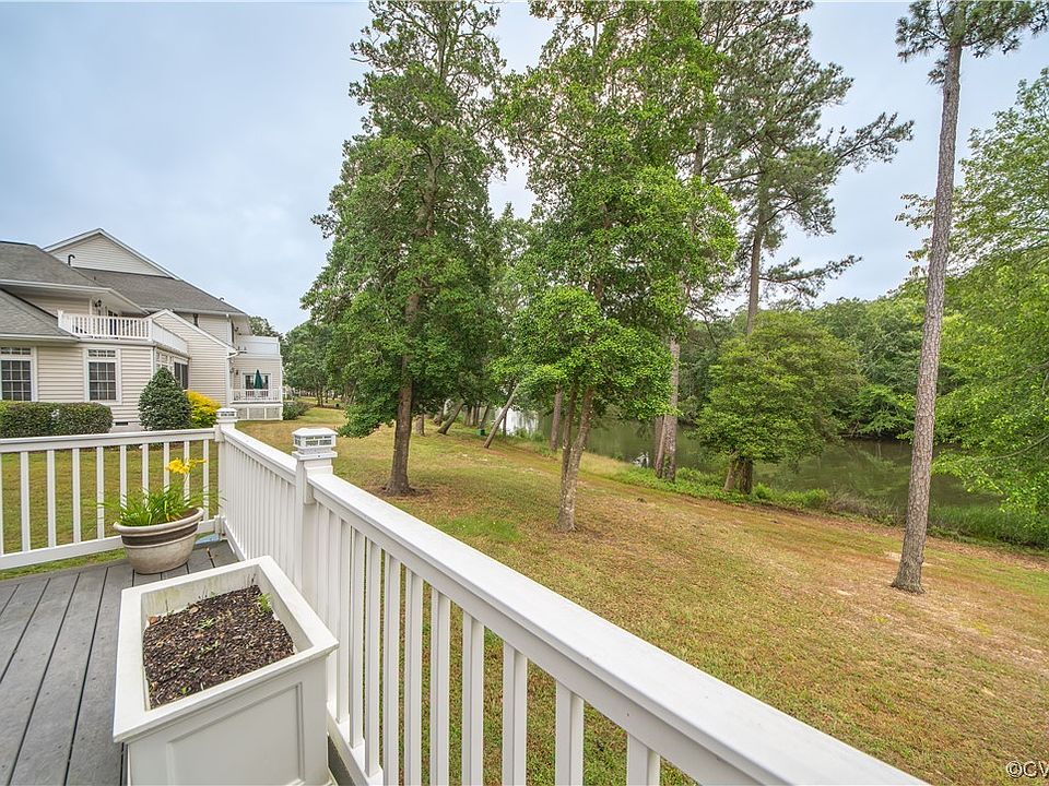 278 Chesapeake Watch Rd APT 13B, Deltaville, VA 23043 MLS 2325683