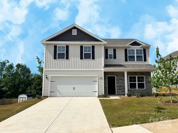 209 Lake George Dr, Shelby, NC 28152