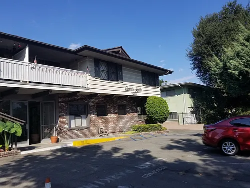 1001 Arcadia Ave Photo 1