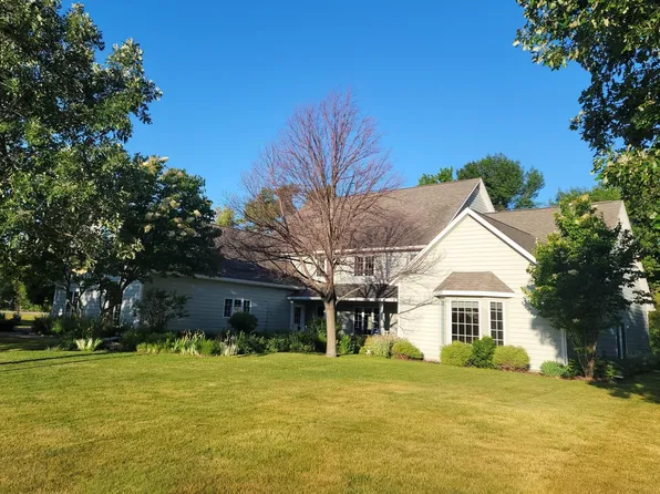 12999 Idlewood Dr, Aberdeen, SD 57401