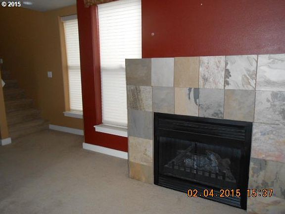 3rd image of 6243 NE Carillion Dr Unit 201