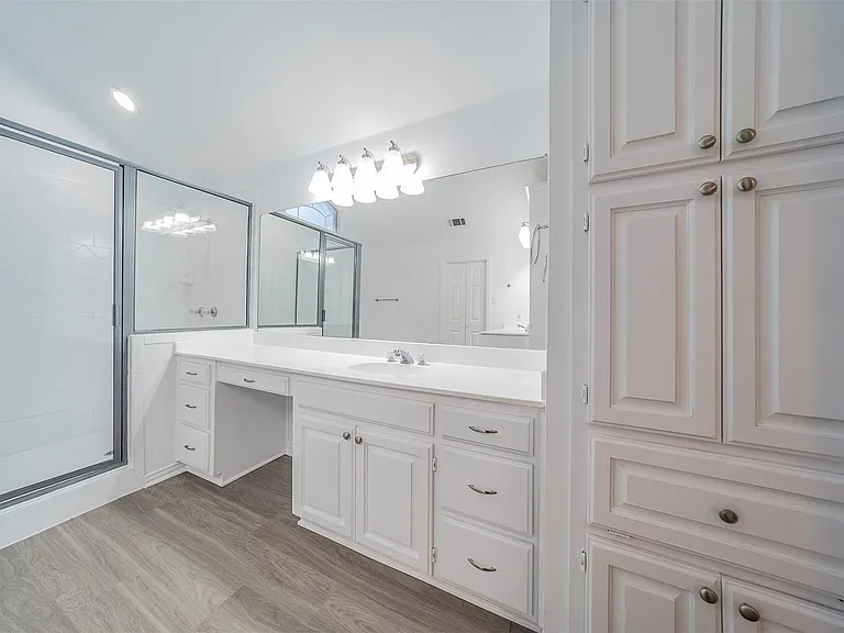 3608 Marianne Cir — Photo 17