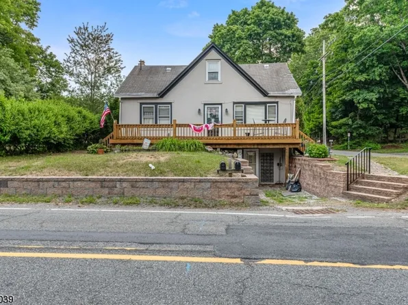 37 Brooklyn Rd, Stanhope Boro, NJ 07874