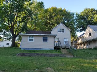 707 5th St, Traer, IA 50675