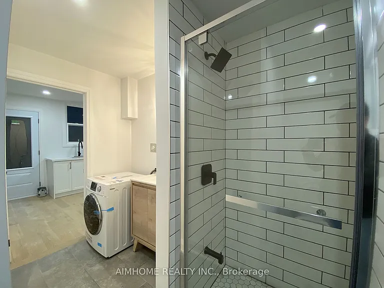 98 Hope Ave #2 — Photo 7