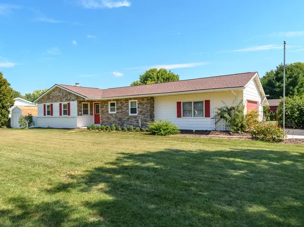 371 N 14th St, Schoolcraft, MI 49087