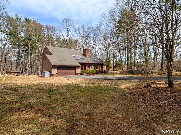 3rd image of 345 Florida Hill Road