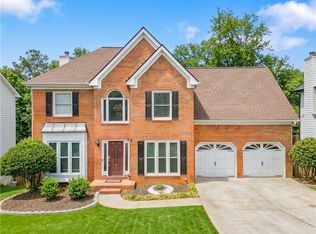 855 River Overlook Dr, Lawrenceville, GA