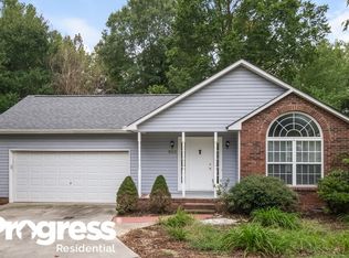 922 Oxford Ct, Concord, NC 28025