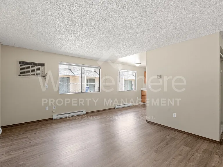 6009 N Atlantic St — Photo 4