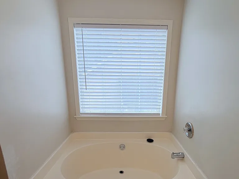 106 Turtle Pointe Dr — Photo 17