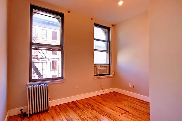 Rented by Bond New York | media 10