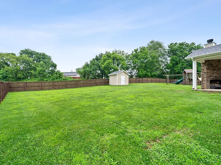 1170 Dygert Ct — Photo 31