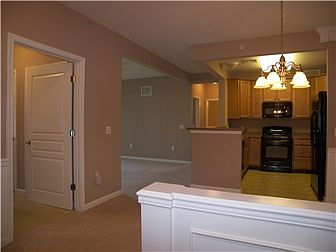 3rd image of 534 Creekside Dr