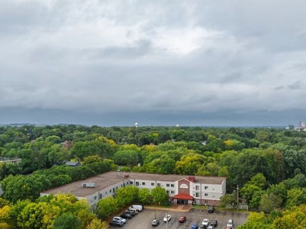 700 Garden Ln #17