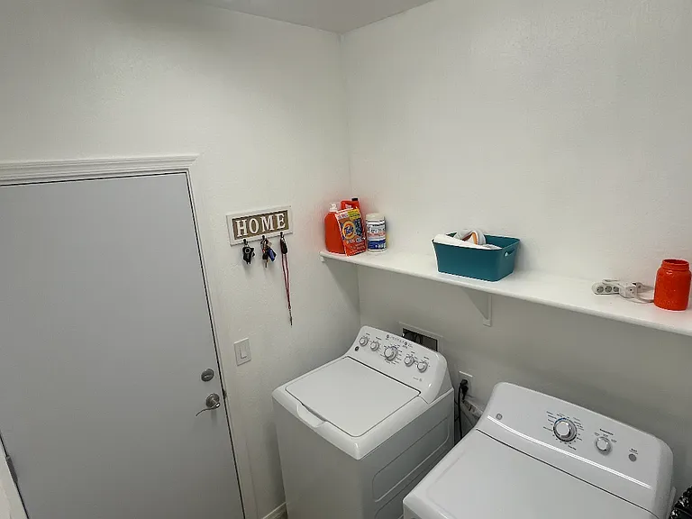 21391 W Monte Vista Rd — Photo 18