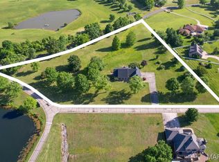 141 Ashley Dr, Cape Girardeau, MO 63701