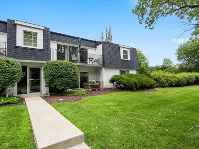 1125 Royal Saint George Dr APT 105, Naperville, IL, 60563