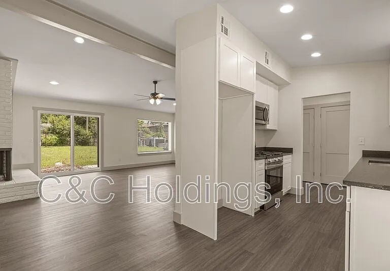 4541 E 32nd Pl — Photo 7