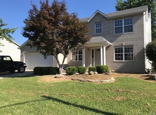 18 Autumn Glen Dr, Glen Carbon, IL